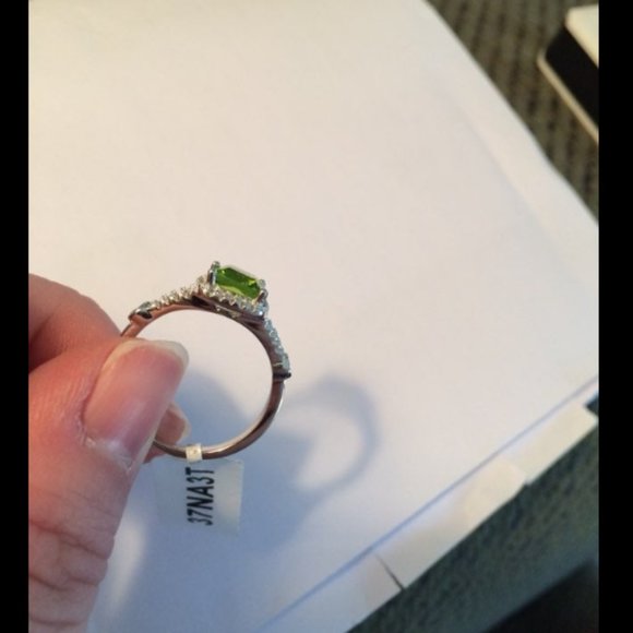 Sterling Charmed Aroma Peridot Ring - Picture 2 of 3